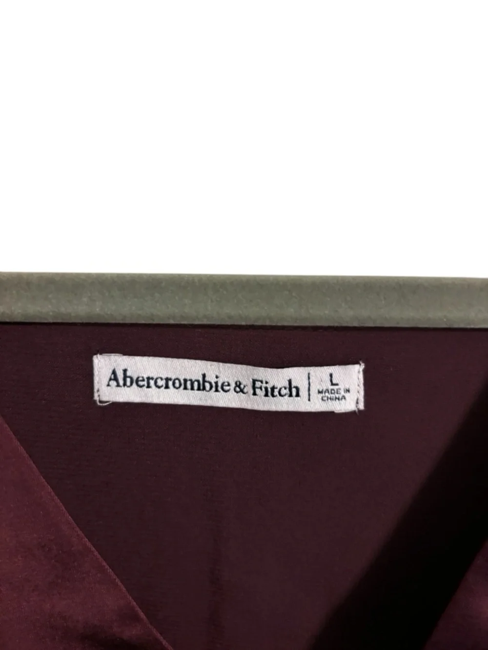 Abercrombie & Fitch Plum Satin Puff Sleeve Top Large‎